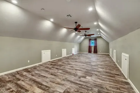 30311 N Holly Oaks Circle Magnolia TX 77355