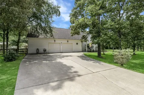 30311 N Holly Oaks Circle Magnolia TX 77355