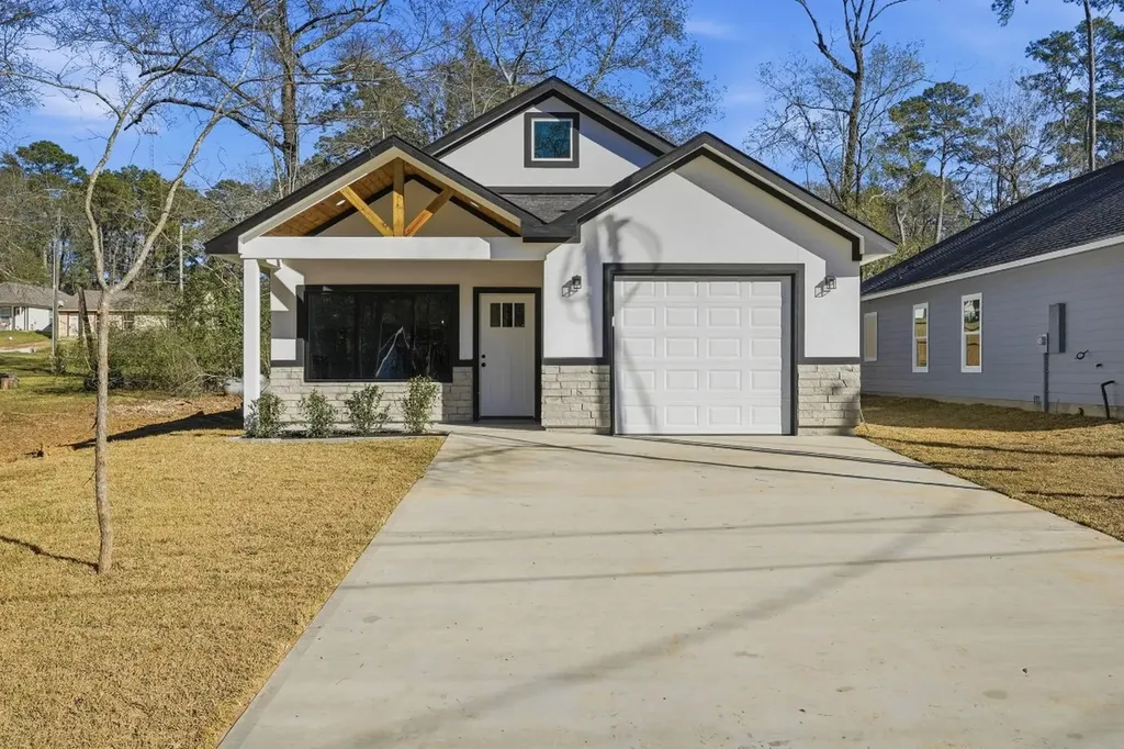 18434 Fannin Road Willis TX 77378