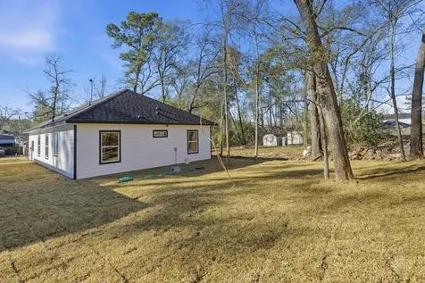 18434 Fannin Road Willis TX 77378