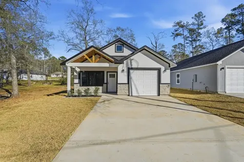 18434 Fannin Road Willis TX 77378