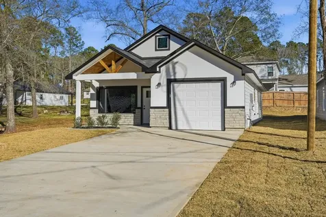 18434 Fannin Road Willis TX 77378