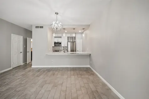346 Wilcrest Drive 346 Houston TX 77042
