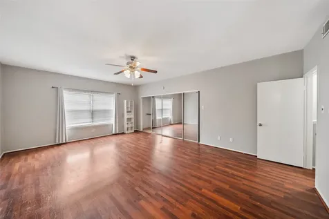 346 Wilcrest Drive 346 Houston TX 77042
