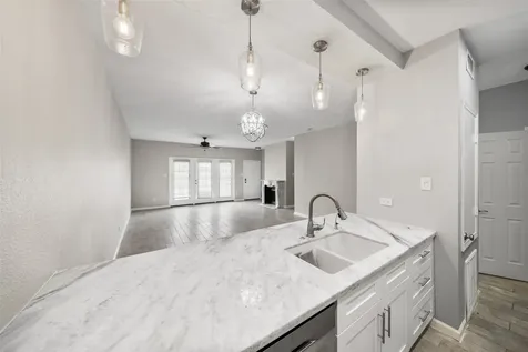 346 Wilcrest Drive 346 Houston TX 77042