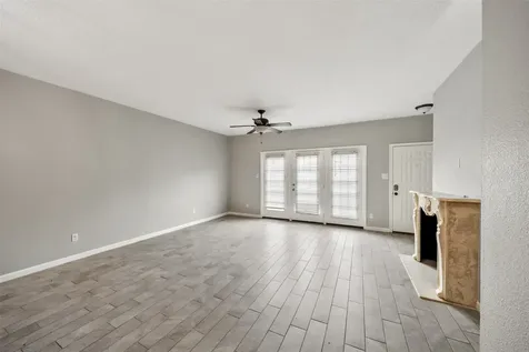 346 Wilcrest Drive 346 Houston TX 77042