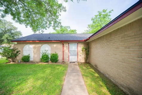 7603 Wovenwood Lane Houston TX 77041