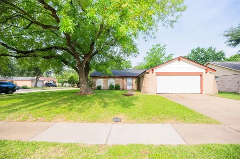 7603 Wovenwood Lane Houston TX 77041