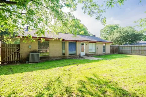 7603 Wovenwood Lane Houston TX 77041