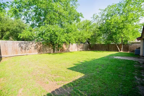 7603 Wovenwood Lane Houston TX 77041