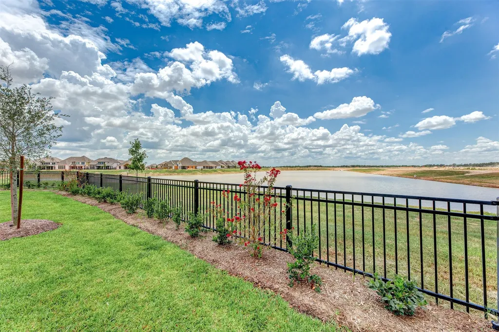 677 Cape Capri Drive Katy TX 77493