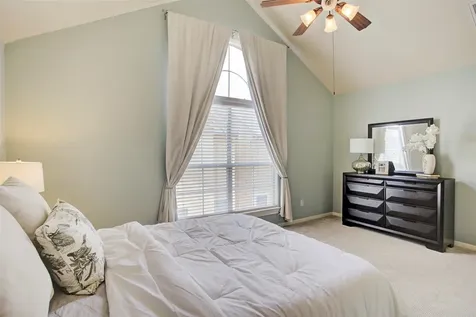 5806 Kansas Street B Houston TX 77007