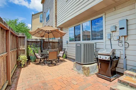 5806 Kansas Street B Houston TX 77007