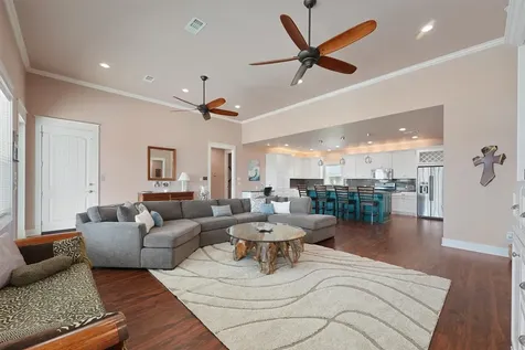 172 Ocean View Drive Crystal Beach TX 77650