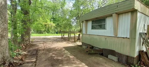 324 E Second Street Groveton TX 75845