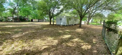 324 E Second Street Groveton TX 75845
