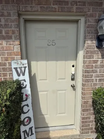 6111 Beverly Hill Street 35 Houston TX 77057