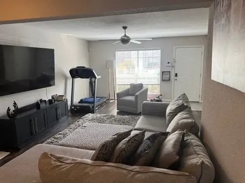 6111 Beverly Hill Street 35 Houston TX 77057