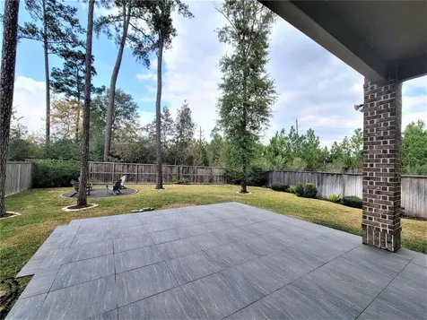 35 Silver Rock Drive Tomball TX 77375