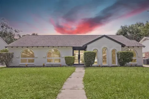 2823 Stetson Lane Houston TX 77043
