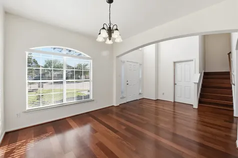 8702 Challis Park Court Houston TX 77040