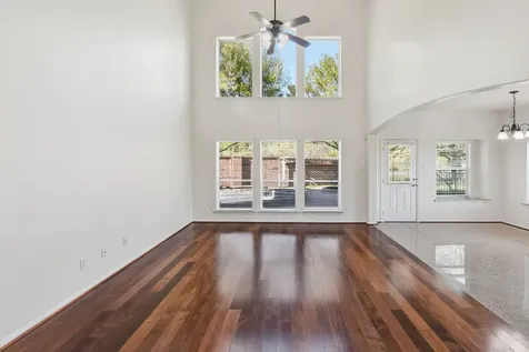 8702 Challis Park Court Houston TX 77040
