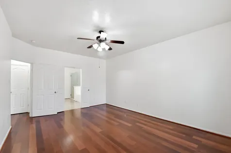 8702 Challis Park Court Houston TX 77040