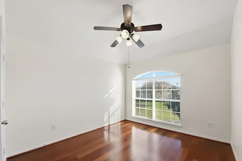 8702 Challis Park Court Houston TX 77040