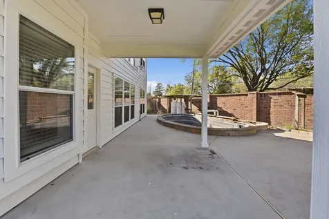 8702 Challis Park Court Houston TX 77040