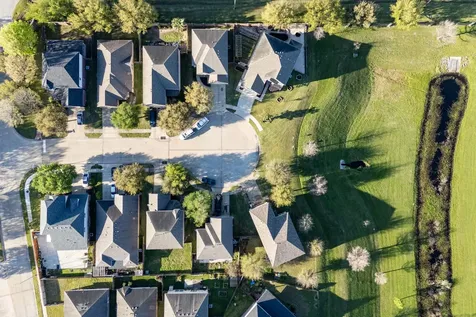 8702 Challis Park Court Houston TX 77040