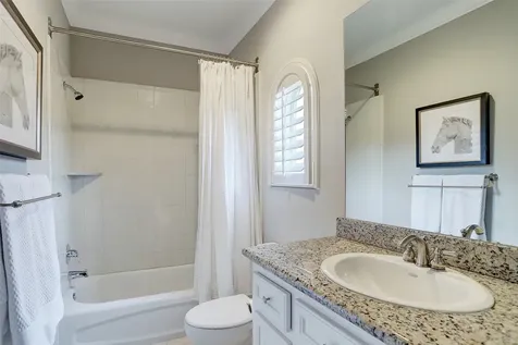 6310 Taggart Street B Houston TX 77007