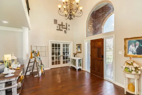 52 Chesswood Court Lake Jackson TX 77566