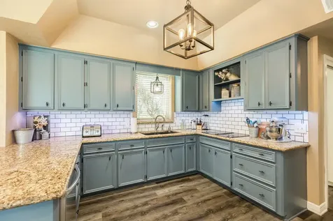 52 Chesswood Court Lake Jackson TX 77566
