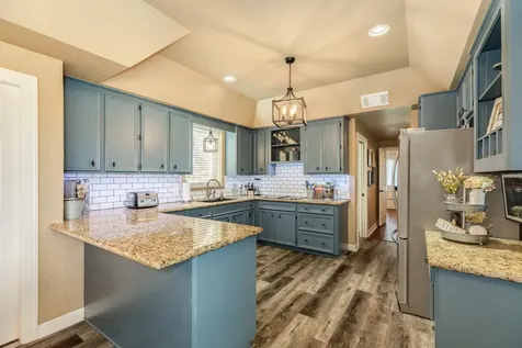 52 Chesswood Court Lake Jackson TX 77566