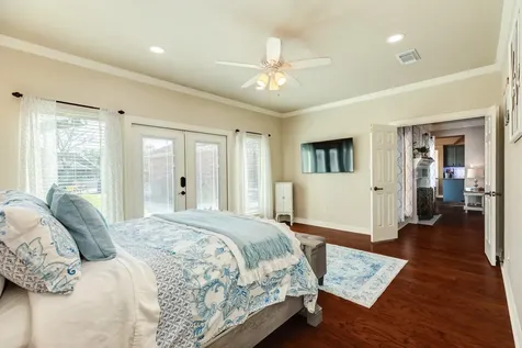 52 Chesswood Court Lake Jackson TX 77566