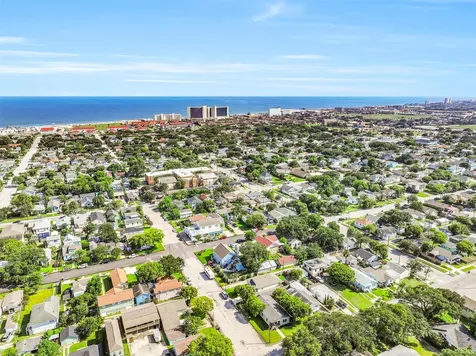 4801 Avenue Q Galveston TX 77551