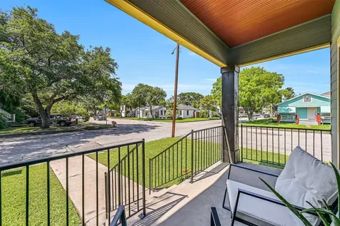 4801 Avenue Q Galveston TX 77551