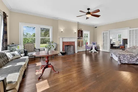 119 E Houston Street Refugio TX 78377