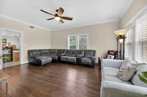 119 E Houston Street Refugio TX 78377