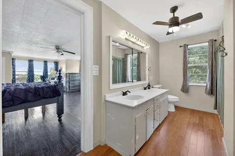 119 E Houston Street Refugio TX 78377