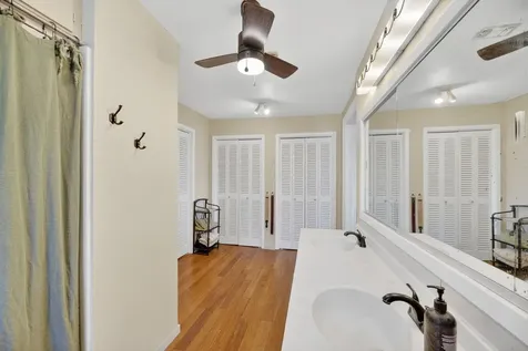 119 E Houston Street Refugio TX 78377