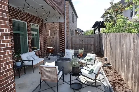 522 Kingston Lane Shenandoah TX 77384