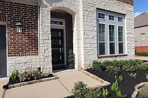 522 Kingston Lane Shenandoah TX 77384
