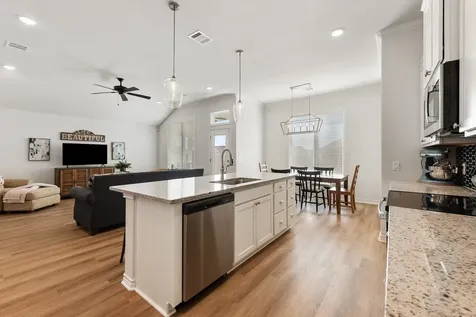 3164 Margaret Rudder Parkway Bryan TX 77808