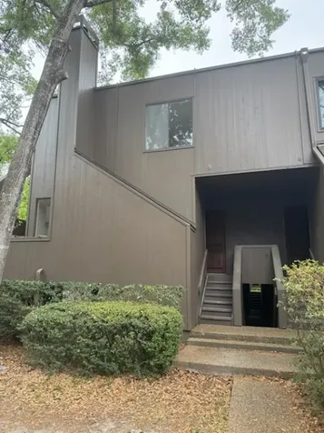 100 Litchfield Lane Houston TX 77024