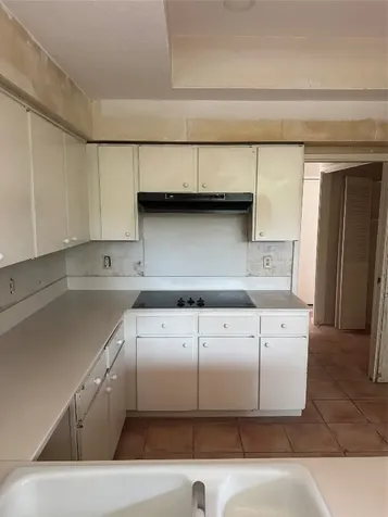 100 Litchfield Lane Houston TX 77024