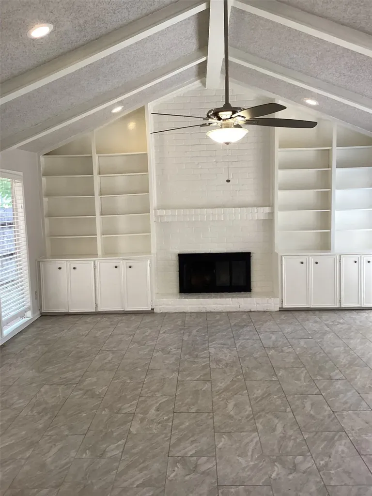 7818 Vickijohn Drive Houston TX 77071
