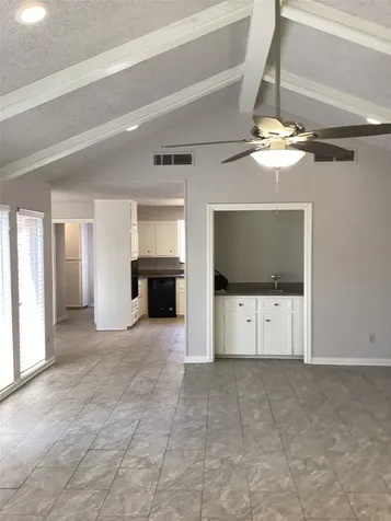 7818 Vickijohn Drive Houston TX 77071