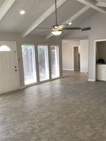 7818 Vickijohn Drive Houston TX 77071