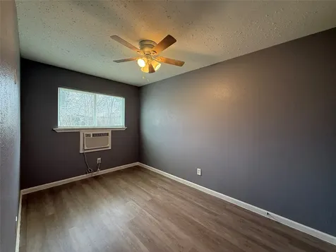 8010 Roswell Street 3 Houston TX 77022